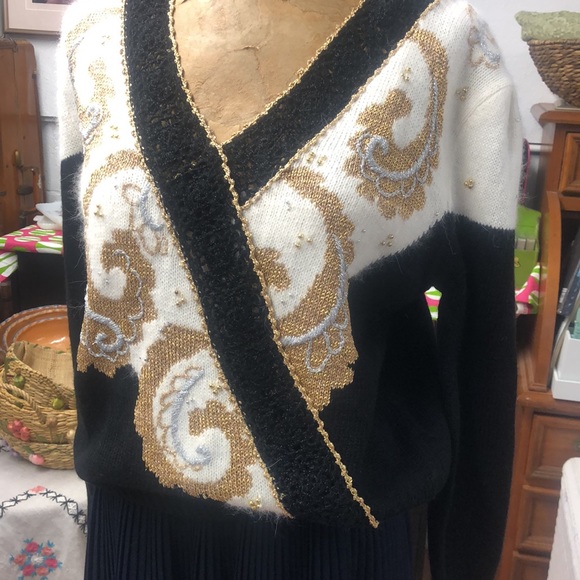 Vintage 80’s - Dana Scott- acrylic , nylon sweater with puffed sleeves- sparkles - Picture 3 of 11